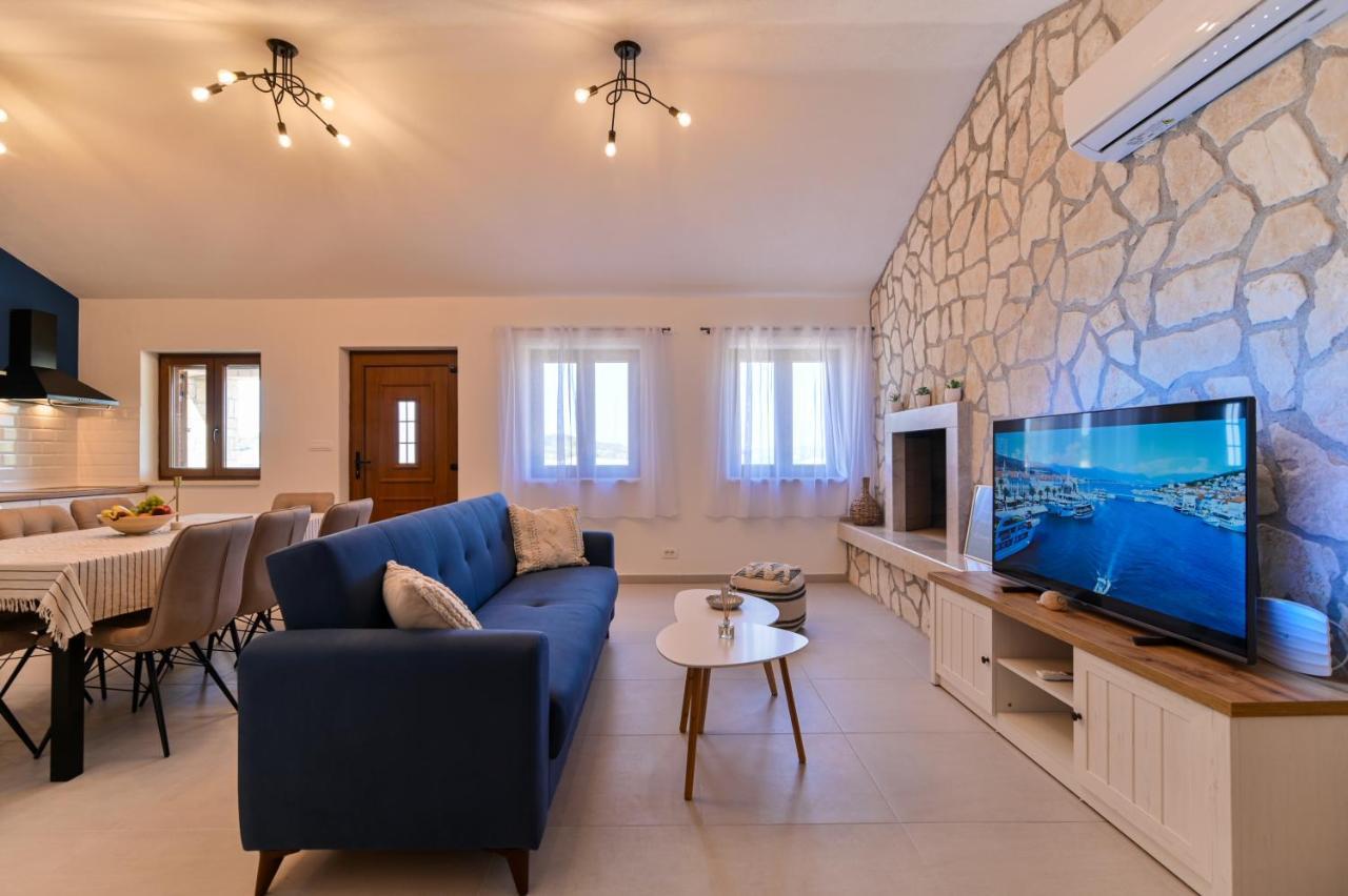 אוקרוג גורניי Villa Rudini With Heated Pool מראה חיצוני תמונה