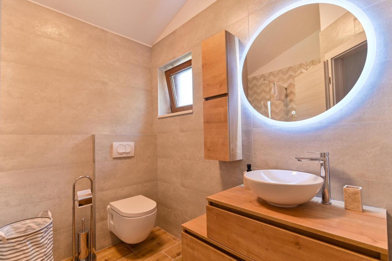 אוקרוג גורניי Villa Rudini With Heated Pool מראה חיצוני תמונה