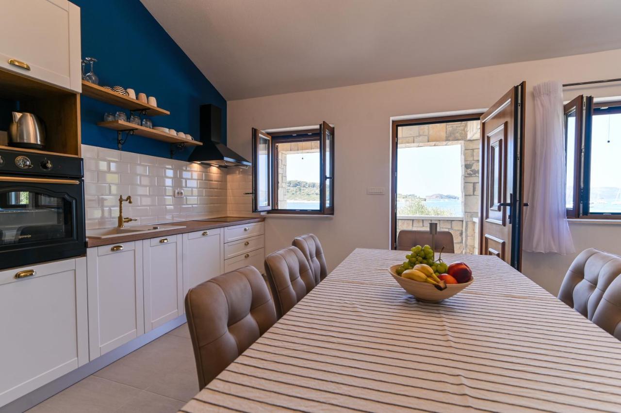 אוקרוג גורניי Villa Rudini With Heated Pool מראה חיצוני תמונה