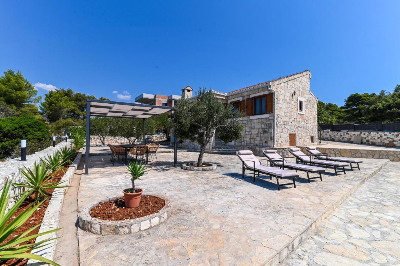 אוקרוג גורניי Villa Rudini With Heated Pool מראה חיצוני תמונה