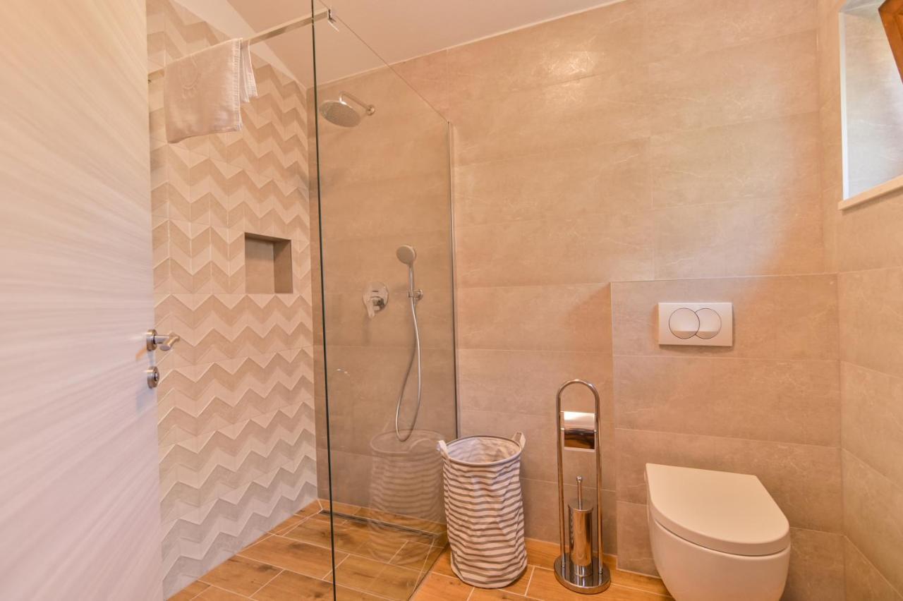 אוקרוג גורניי Villa Rudini With Heated Pool מראה חיצוני תמונה